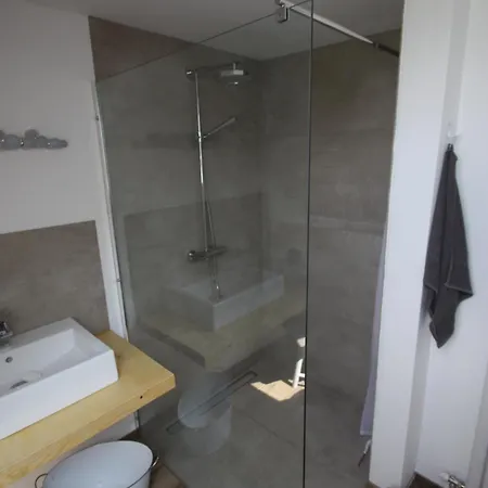Haus Mit Herz * シリヒ