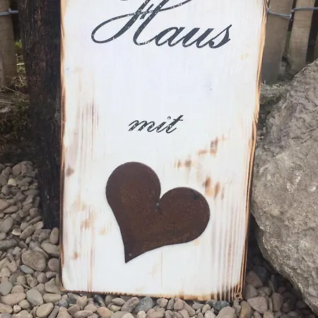 Semesterbostad Haus Mit Herz