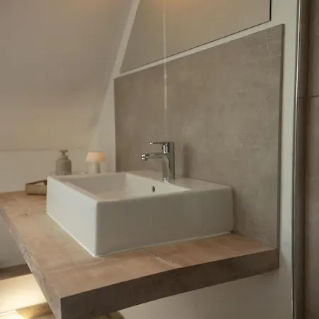 Haus Mit Herz *