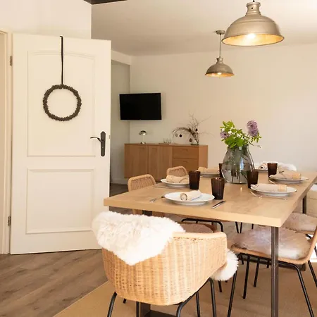 Haus Mit Herz * Schillig
